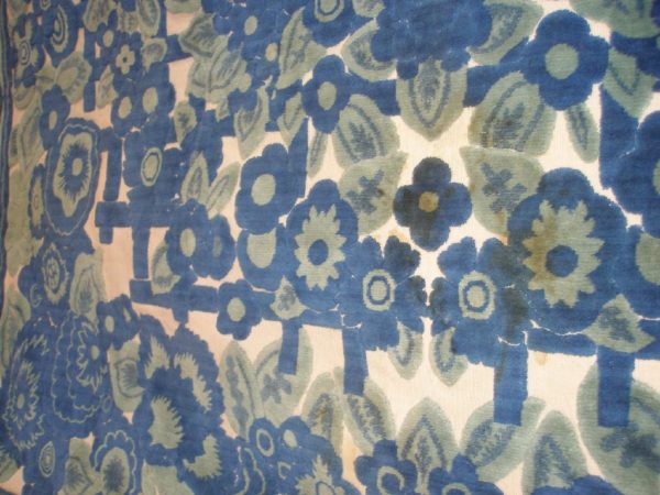 French Art Deco 1920s velvet hanging