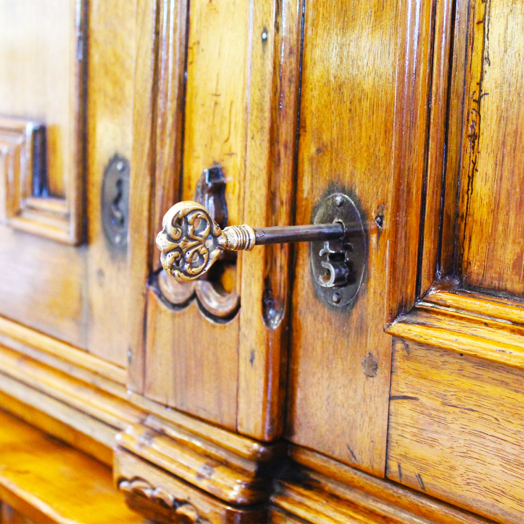 Oversized French Walnut Bureau close up of key