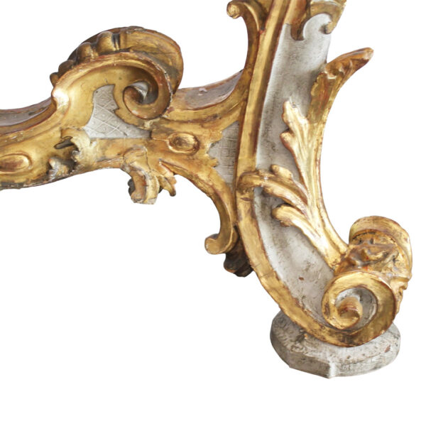 Venetian Rococo Giltwood Console Table close up of right foot